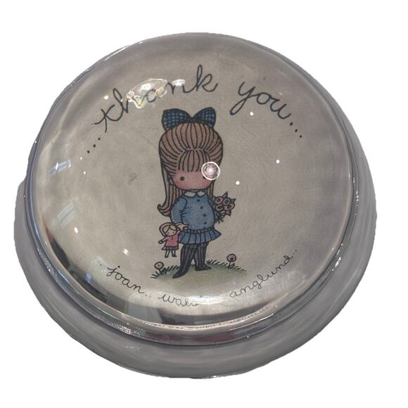 Paper weight Other - 1973 Joan Walsh Anglund Glass Dome Paperweight Friendship "Remember Me" 3" Wide